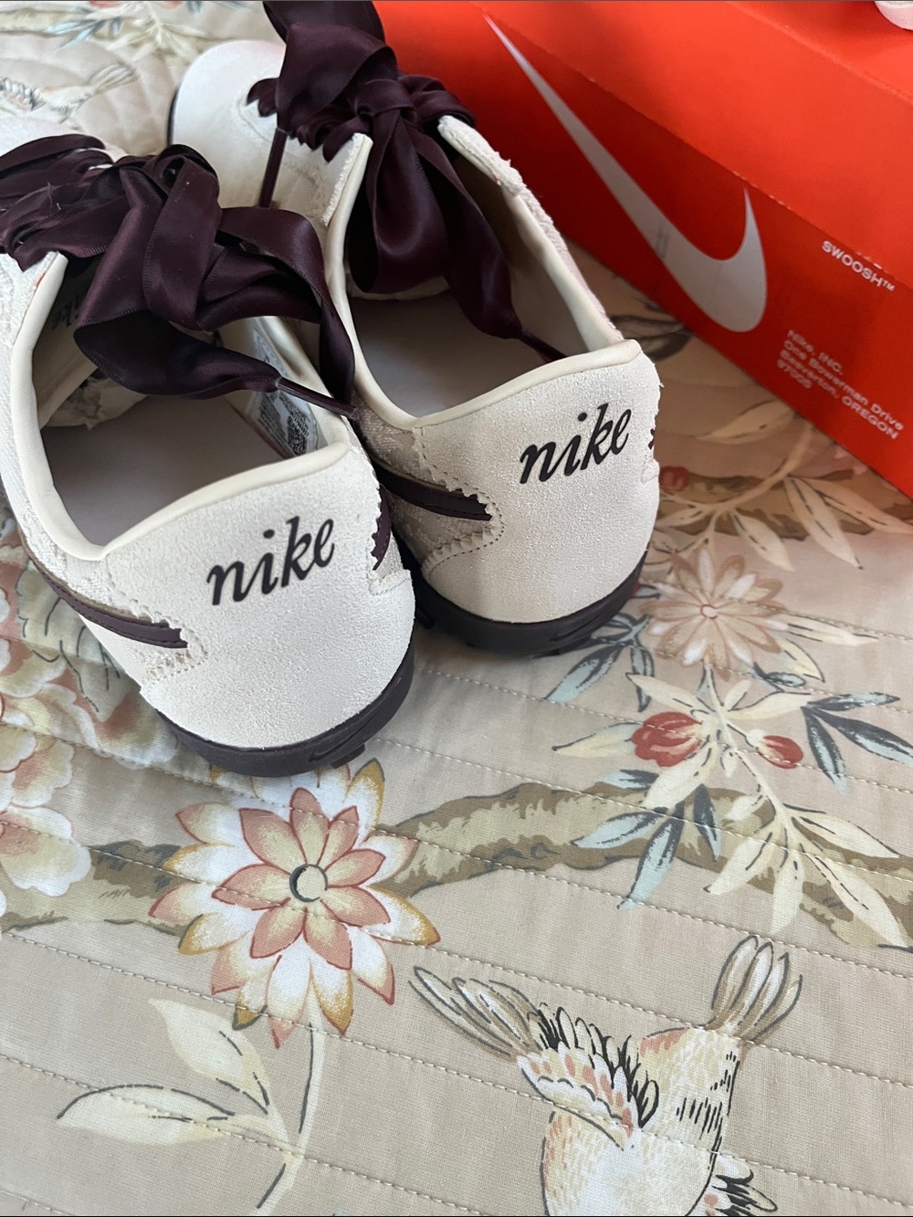Nike Astrograbber Leather Sneakers - Picture 6 of 9